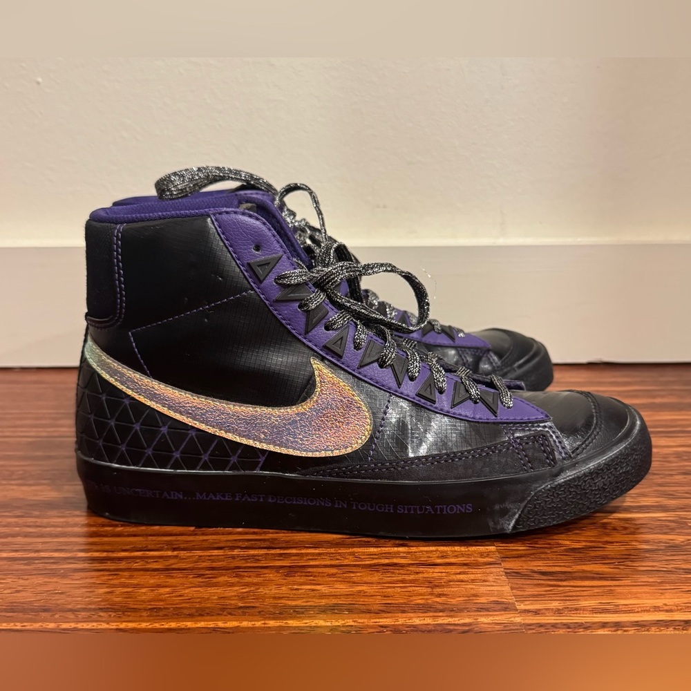 Nike Blazer '77 Mid Top Shoes Doernbecher 2022 size 7 VGUC